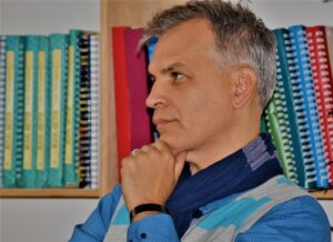 У Національному музеї літератури України відкрилася виставка, присвячена творчості Олександра Гавроша